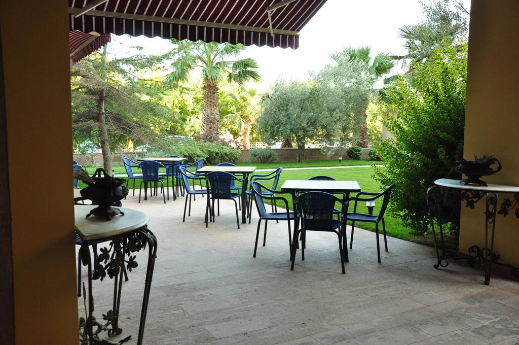 Palm Court Suites Ayvalı Kültér fotó